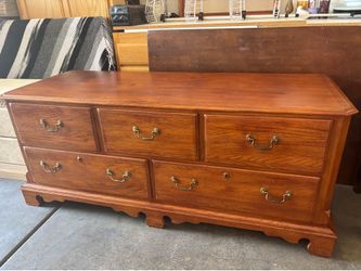 Long Solid Wood Dresser With 5 Deep Drawers by Thomasville Furniture ;Excellent Condition Like New
