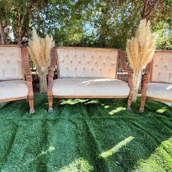 Like New! Antique Hand Carved Lion Settee And 2 Chair Set 