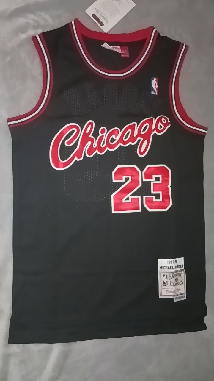 Michael Jordan Chicago Bulls Jersey Size L