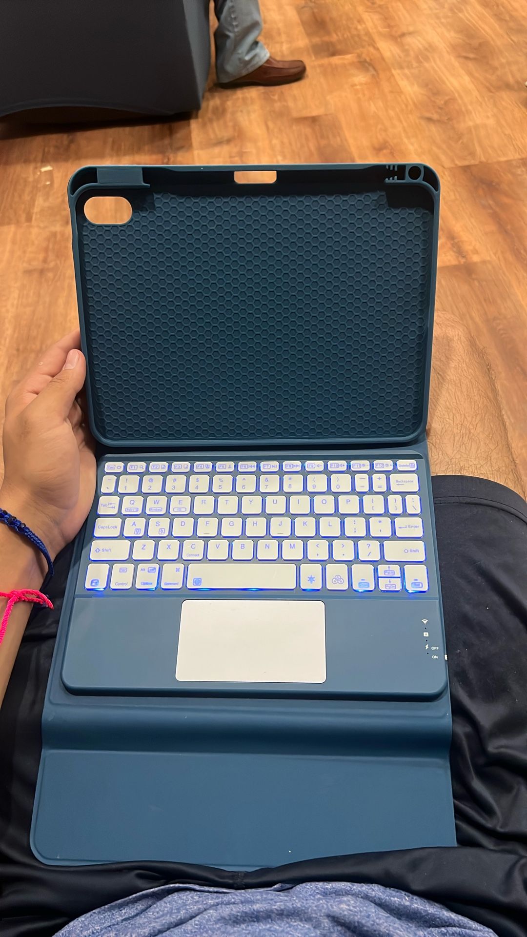 Ipad Case, Keyboard And Mouse