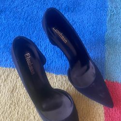 Black High Heels Size 8 1/2