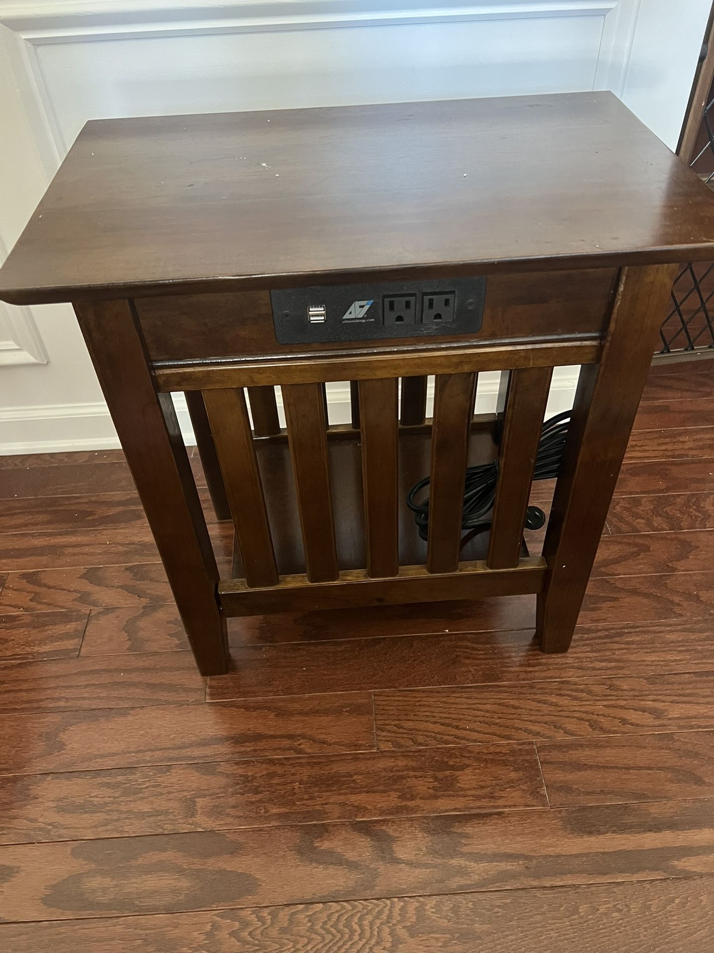Wooden End Table with Built-in Charging Station