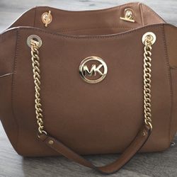 Michael Kors Saffiano Shoulder Bag