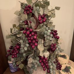 Handmade Marble Grapes Stand 