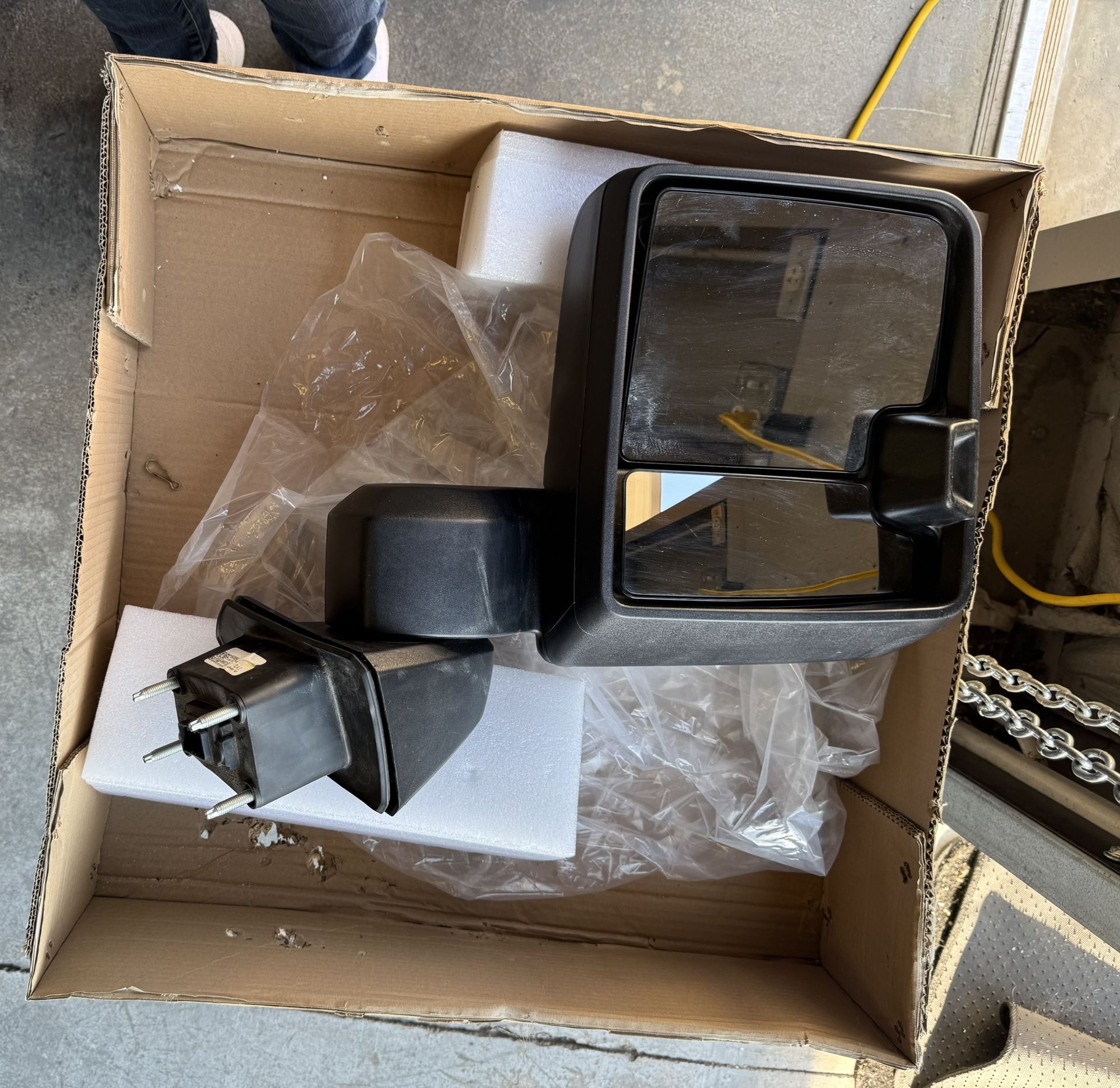 2019 Chevrolet Silverado RIGHT PASSENGER Side Extended Tow Mirror Heated OEM