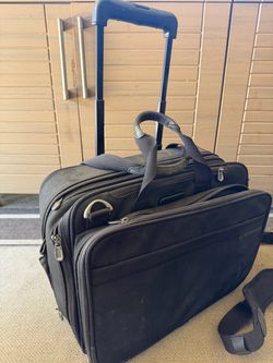 Briggs & Reilly Black Rolling Laptop Carry-On Bag