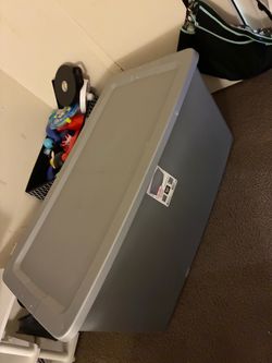 50 gallon plastic storage bin