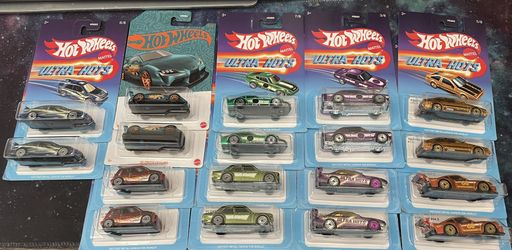 Lot of Hot Wheels 