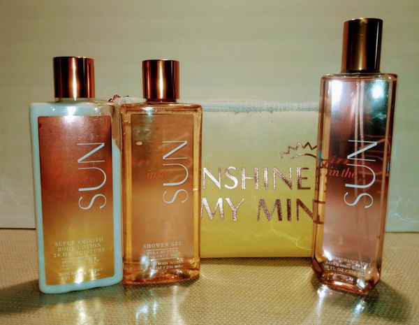New Gift Bath & Body Works in the Sun 4pc Set Mist Lotion Shower Gel