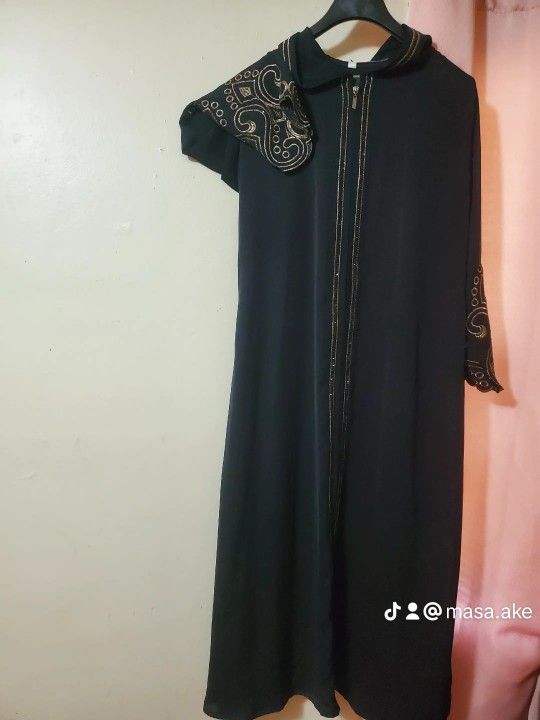 تم تعديل هذه العبايه بإدارة ام محمد