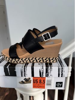 LADIES Wedge W/Raffia SHOES size 8,5