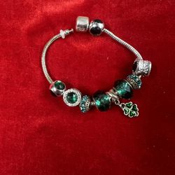 Pandora Braccet 