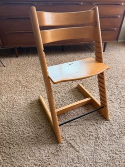 Stokke adjustable chair