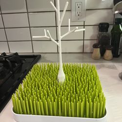 Boon Patch Of Grass Drying Rack