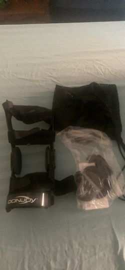 DonJoy Knee Brace with Accessories