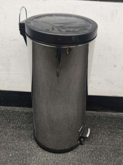 stainless steel step pedal trash can