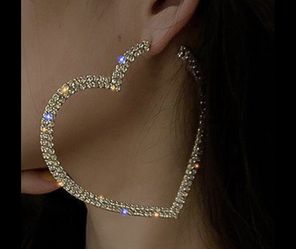 Heart Rhinestone Earrings