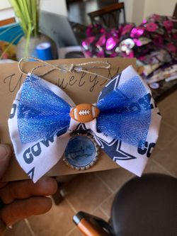 True Hand mad bows sports teams, Disney, college teams, etc