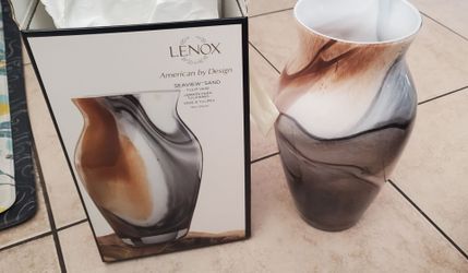 New Lenox Vase
