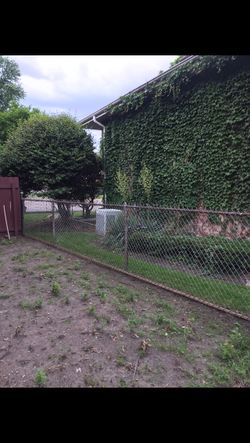 BOTTOM LOCKING FENCE SLATS 8’ ft