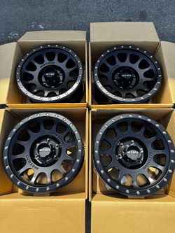 Method MR305 6x5.5 17” Matte Black Wheels