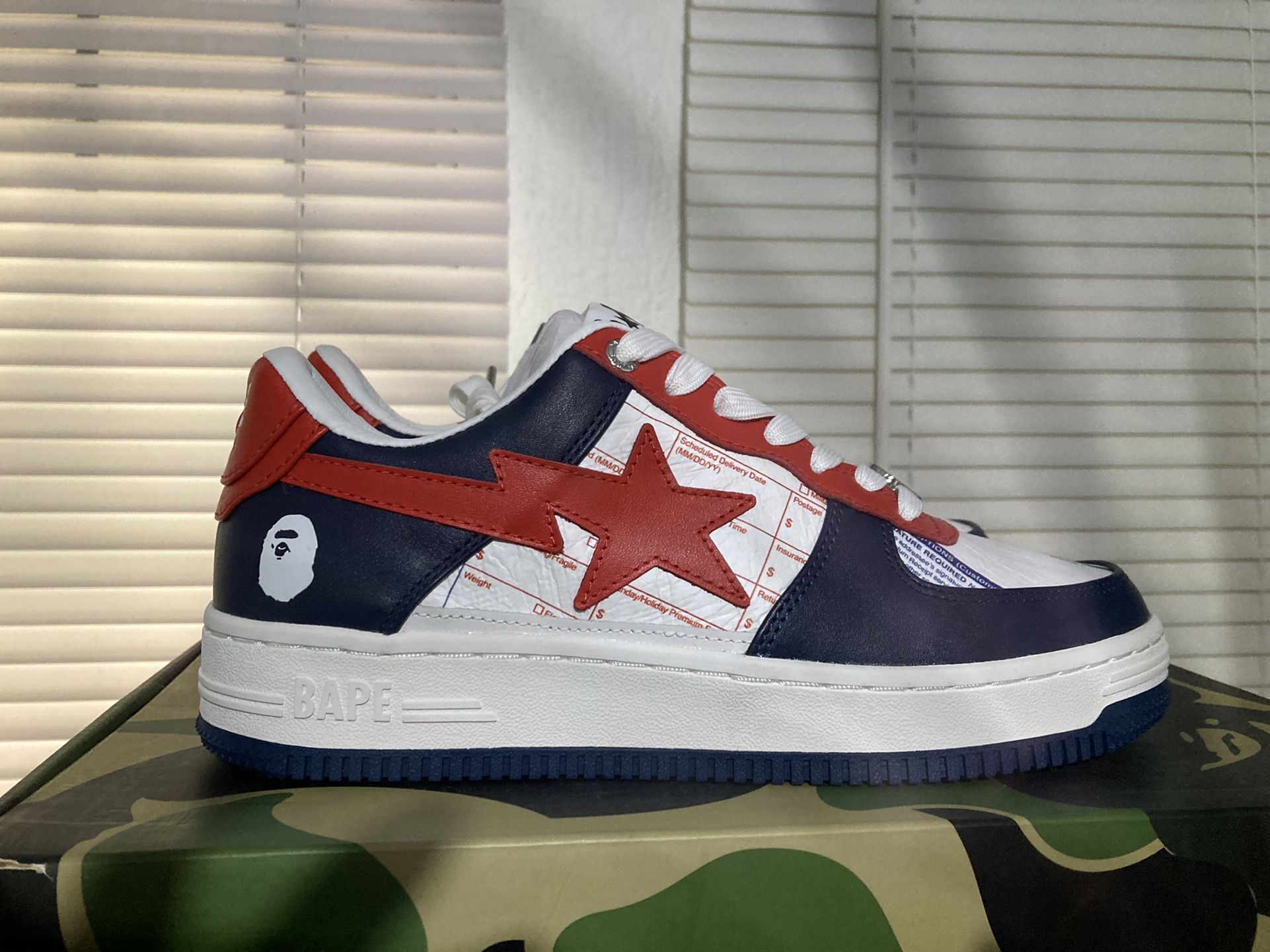 BAPE USPS ( Size 7)