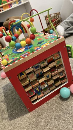 Wooden Activity Cube – Educational Toddler Learning Toy with Bead Maze & Alphabet Blocks
