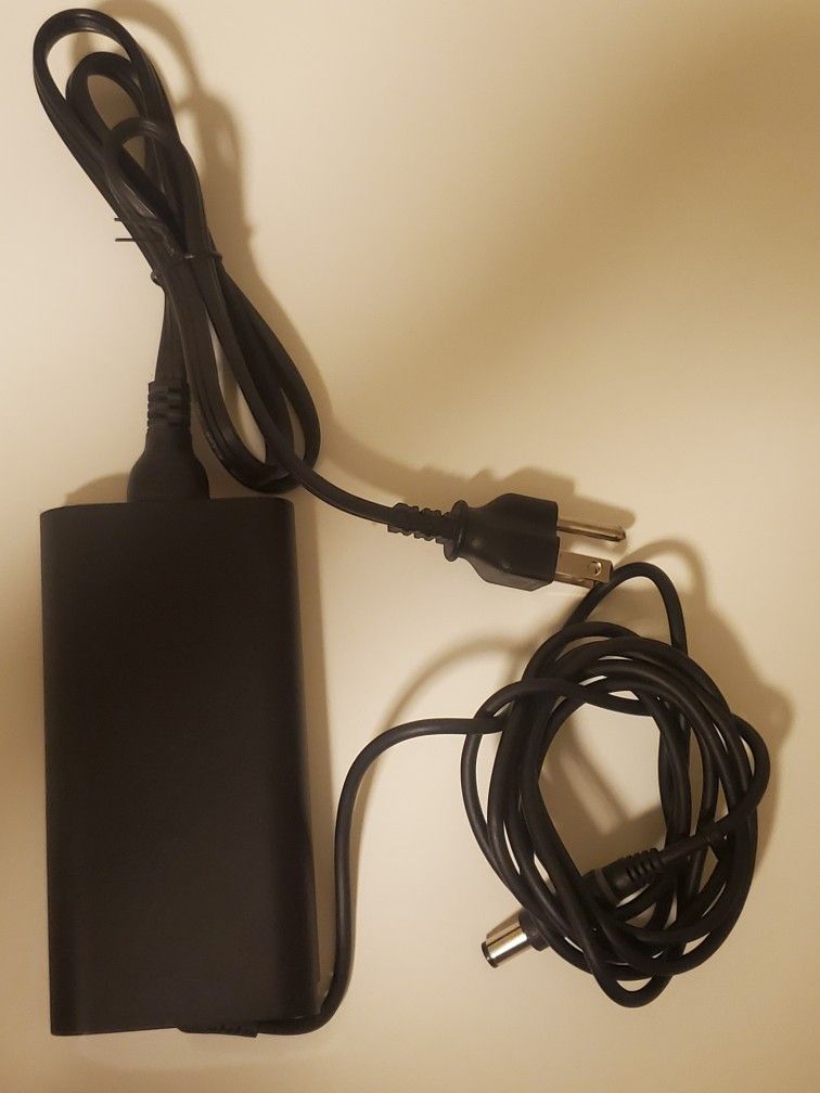 GENUINE DELL 90W AC ADAPTER LA90PM130