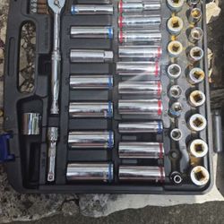 Socket Set