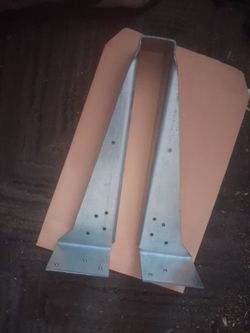 Simpson strong tie joist hangar