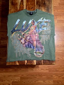 Switch Men's Olive Graphic Short Sleeve Tee with Luxe Print. Size Large.