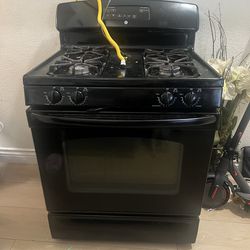 GE Stove