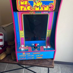 Ms. PAC-Man Arcade1UP Ms. PAC-MAN Party-cade Video Game New 