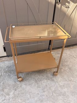 Metal table