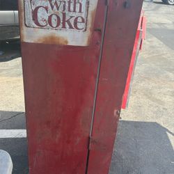 1960’s Coca Cola 25 Cents  Vending Machine
