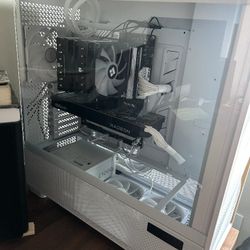 New Custom Built Gaming PC