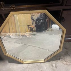 Large Octagon Gold Wall Mirror – Vintage Style