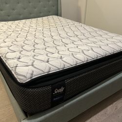 Queen Mattress (Sealy)