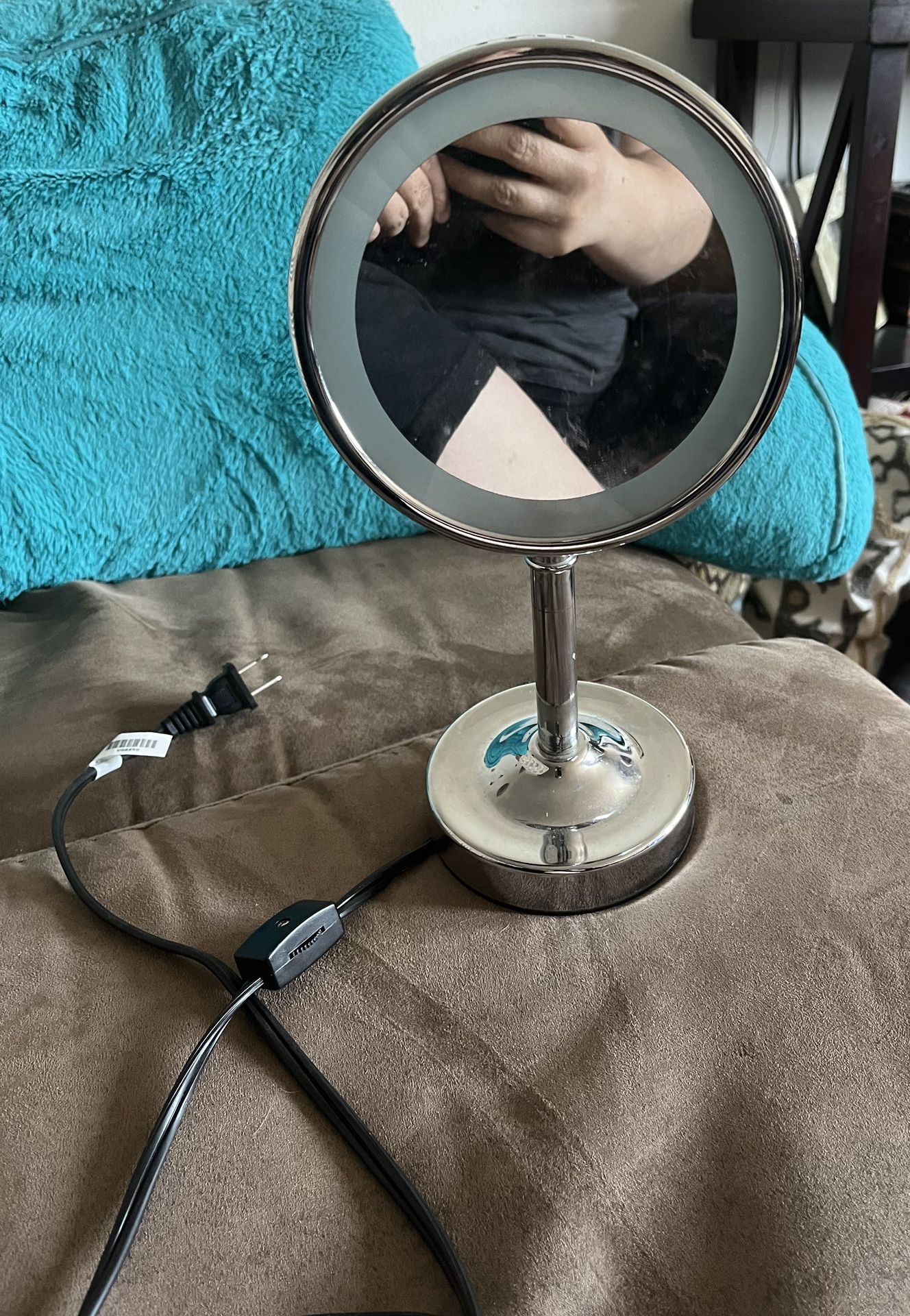 Conair Make Up Mirror 