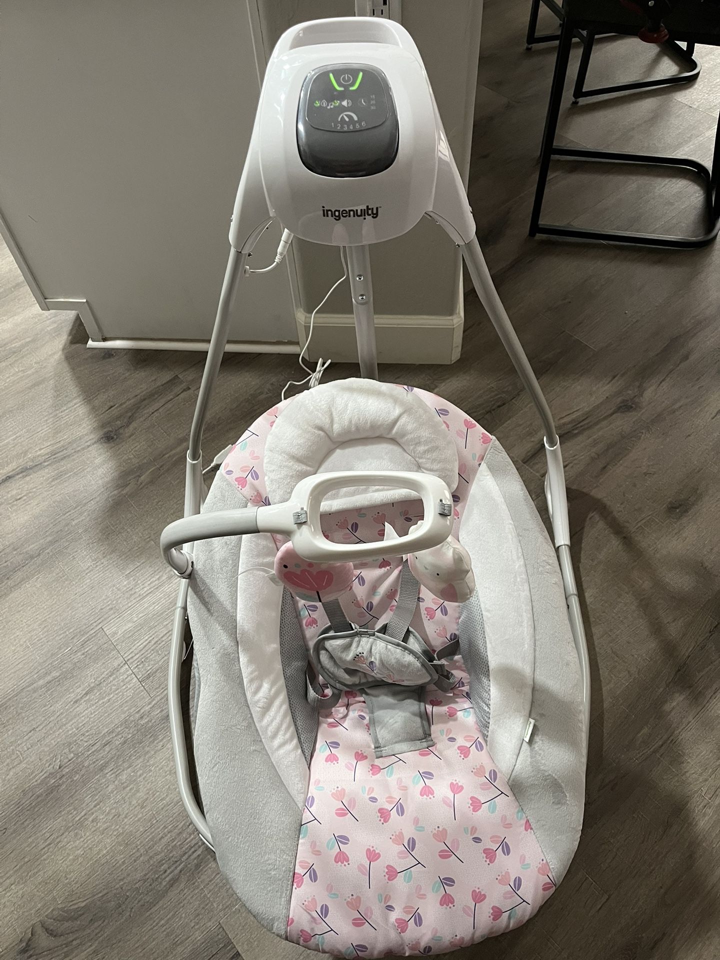 Brand New, Ingenuity Pink Baby Swing, With Music, Multi positions