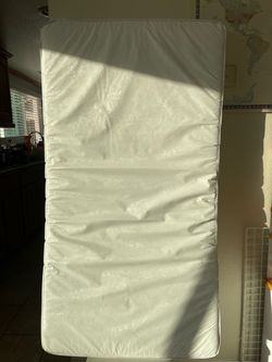 Infant Crib mattress, water resistant