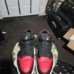 Nike Air Jordan 1 Low Shoes "Bred Toe" Men's Size 12 Excellent Condition 