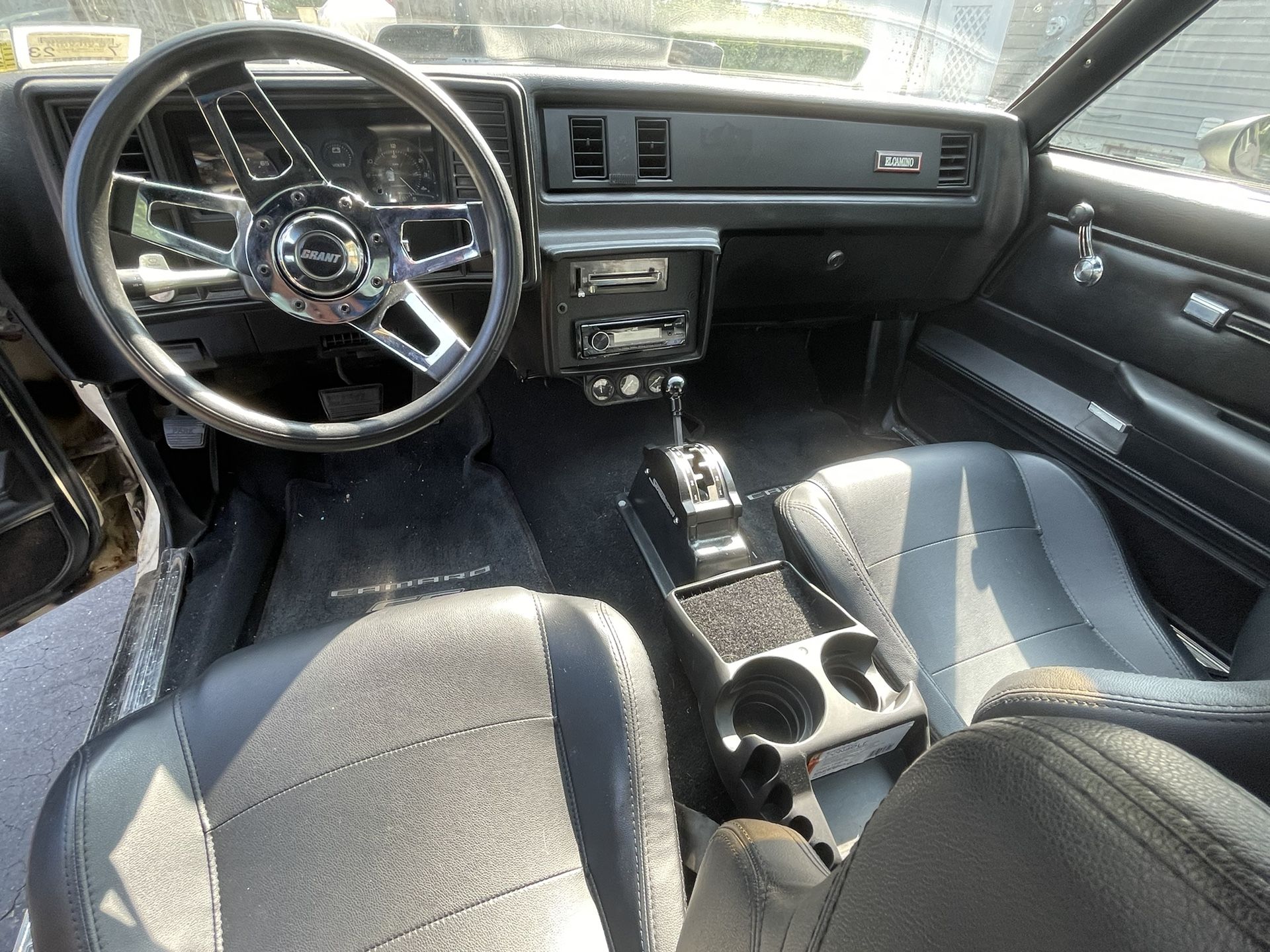84 el 2024 camino interior