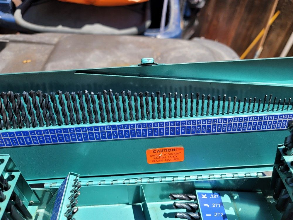 Tools Brocas Nuevas Son 110 Piesas $ 160 Por Todas