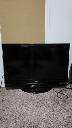 (NAME BRAND) LG 32in. Flat screen 720p