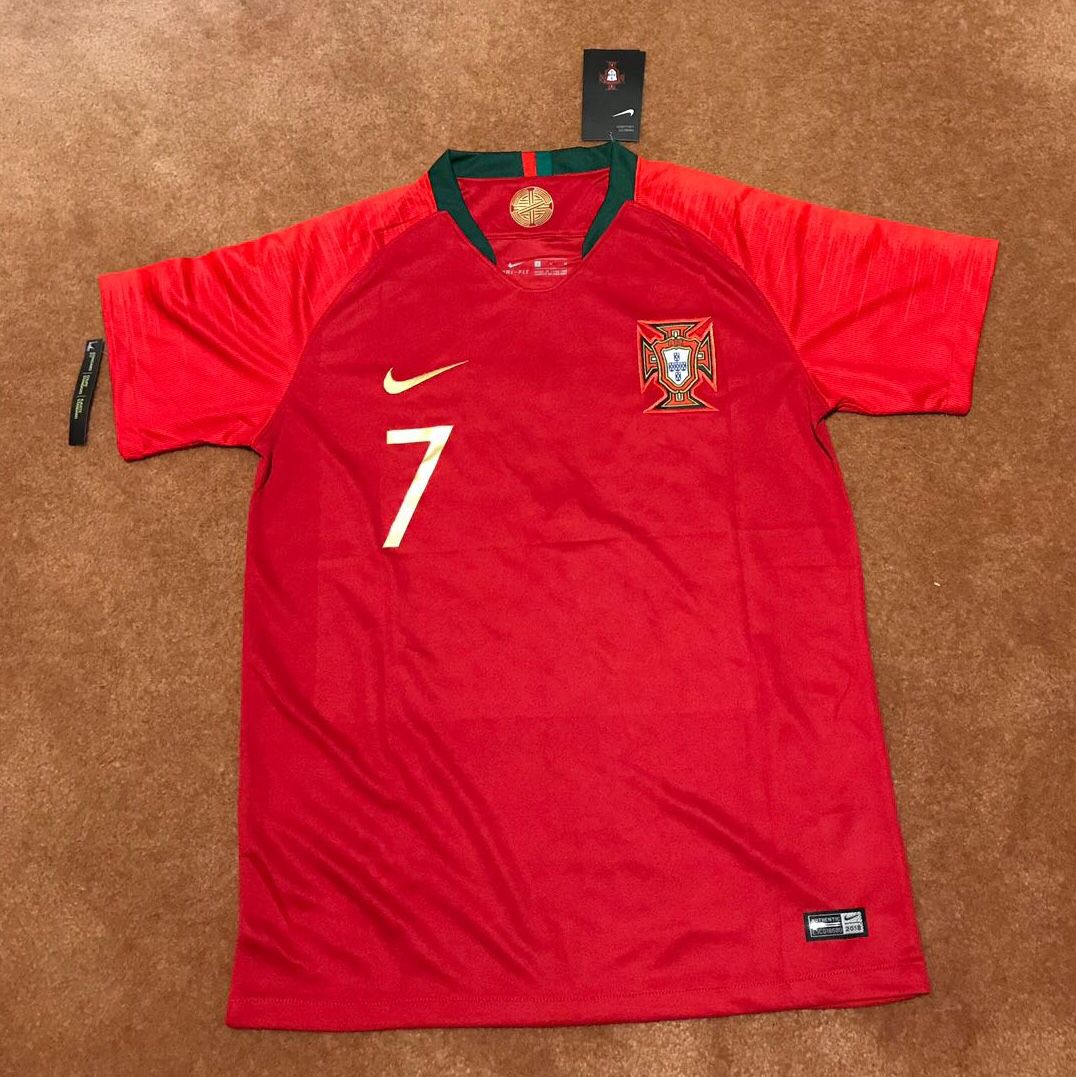 World cup Portugal Ronaldo/7 home jersey size Medium