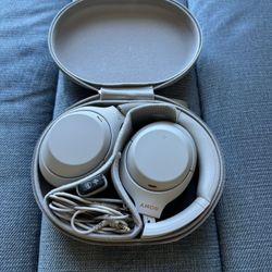 Sony WH-1000XM4 Noise-Canceling Wireless Headphones | Silver | Used Condition