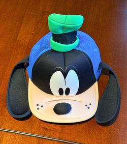 Disney Goofy Face Novelty Snapback Hat