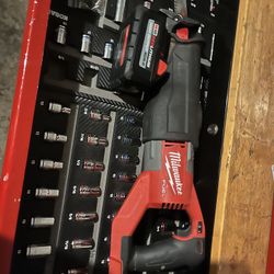  Exclusive 4th of July Savings M18 FUEL 18V Lithium-Ion Brushless Cordless Super SAWZALL Orbital Reciprocating Saw (with 6.0ah Battery 