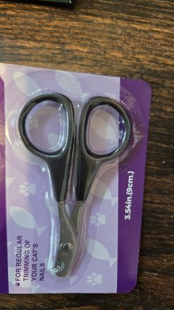 Cat nail clippers